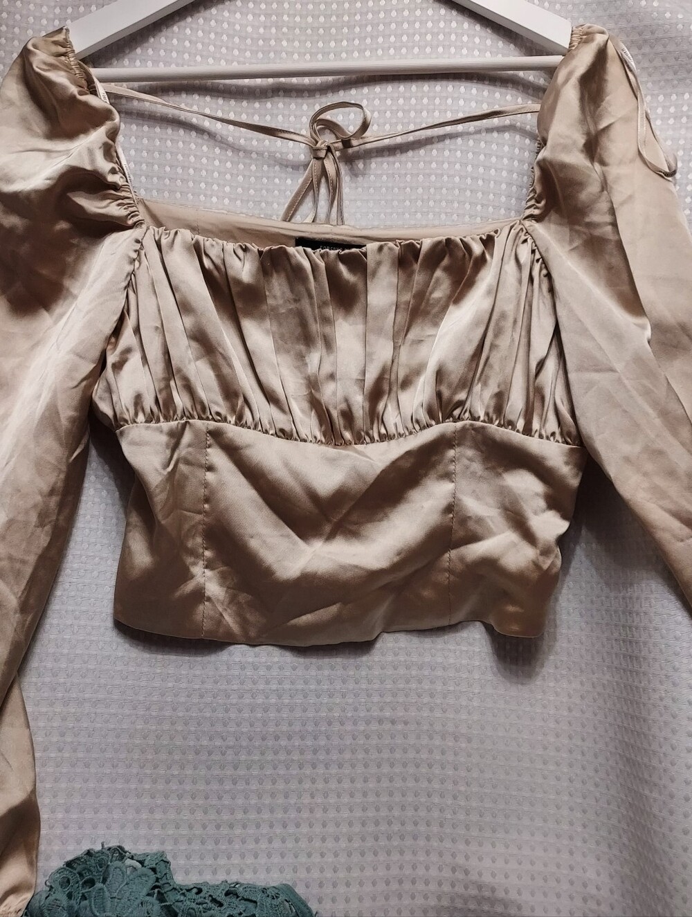 Forever 21 Champagne Satin Puff-Sleeve Crop Top